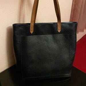 The Zip-Top Medium Transport Tote